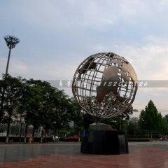 不銹鋼地球雕塑，旋轉(zhuǎn)地球儀雕塑