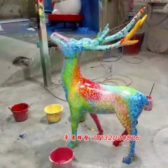 玻璃鋼彩色小鹿雕塑，卡通小鹿雕塑