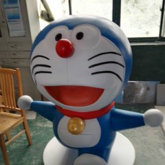 玻璃鋼哆啦A夢雕塑，玻璃鋼機(jī)器貓雕塑