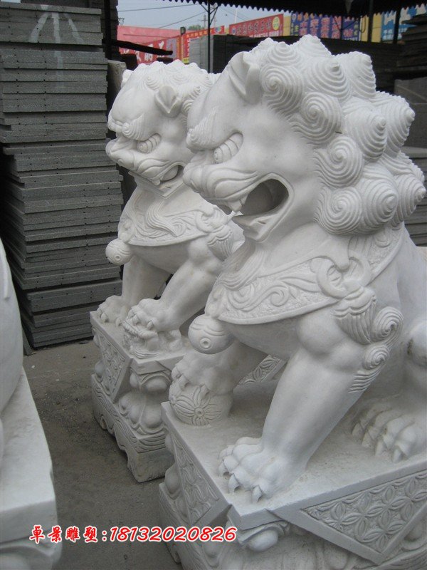 白色石頭獅子雕塑，白色石獅子 (1)