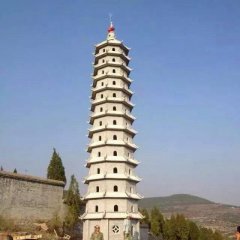 石塔，大理石塔雕塑
