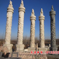石龍柱，盤(pán)龍柱