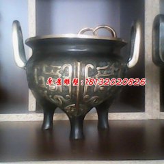 三足銅鼎，仿古香爐銅雕