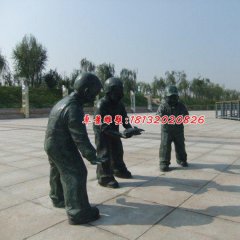 廣場(chǎng)人物雕塑，小孩玩耍銅雕