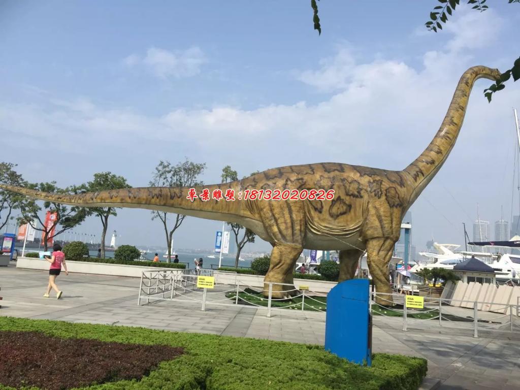 玻璃鋼恐龍雕塑，玻璃鋼仿真恐龍雕塑