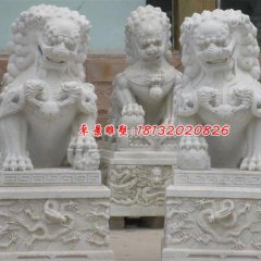 漢白玉石獅子雕塑，石雕看門獅