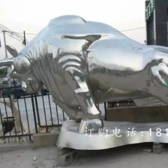 不銹鋼拓荒牛，開荒牛雕塑
