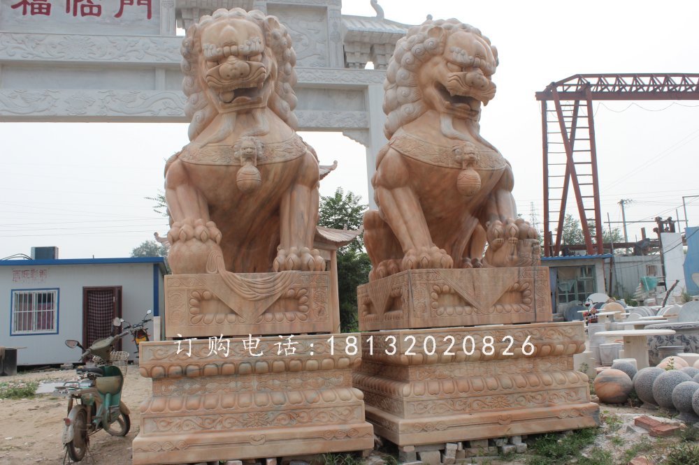 北京獅子雕塑，晚霞紅石雕獅子 (2)