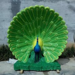 開屏孔雀雕塑，公園玻璃鋼動物雕塑