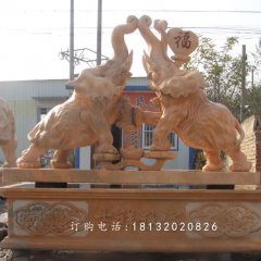 吉祥獻(xiàn)寶石雕，晚霞紅大象石雕