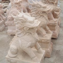 麒麟雕塑，晚霞紅麒麟石雕