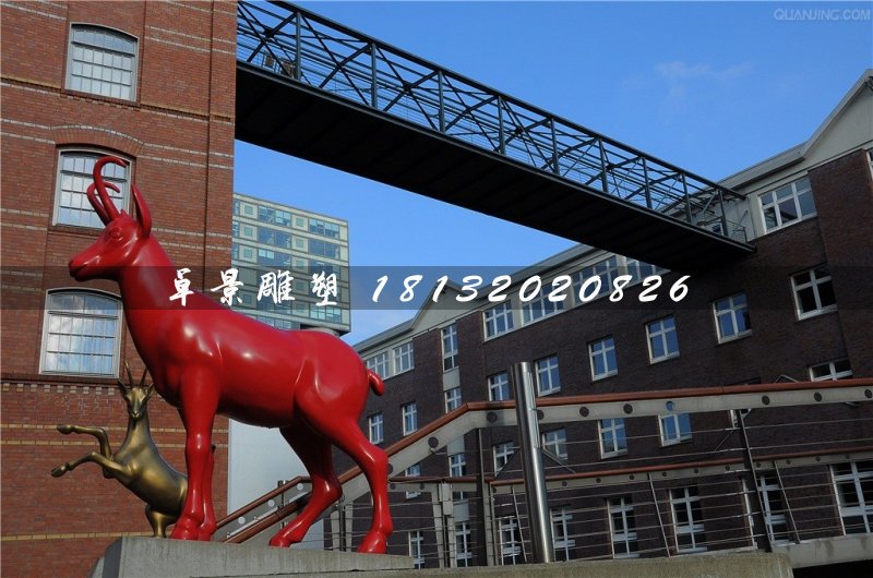 鹿雕塑，玻璃鋼動(dòng)物雕塑