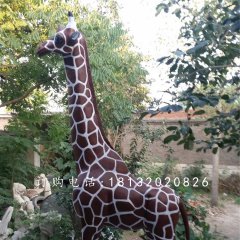 玻璃鋼長(zhǎng)頸鹿公園仿真動(dòng)物雕塑