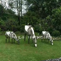小鹿吃草雕塑，不銹鋼動(dòng)物