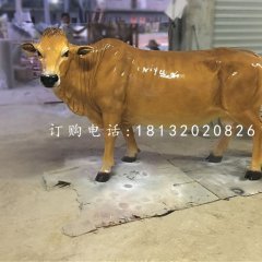 大黃牛雕塑，玻璃鋼動(dòng)物雕塑