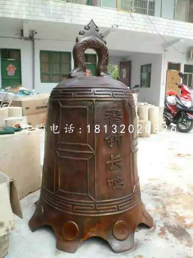 警鐘長(zhǎng)鳴雕塑寺廟鐘銅雕