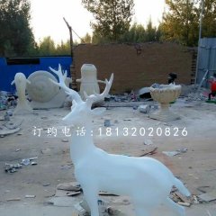 白色的小鹿雕塑，玻璃鋼動(dòng)物雕塑