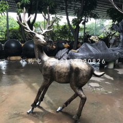 回頭鹿雕塑，玻璃鋼仿銅動物雕塑