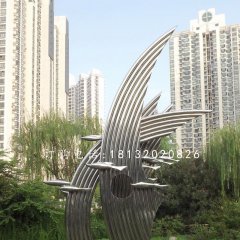 不銹鋼游魚雕塑，公園景觀雕塑