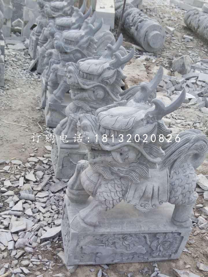小型麒麟石雕,青石麒麟雕塑