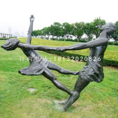 手拉手跳舞的女孩銅雕，公園人物銅雕