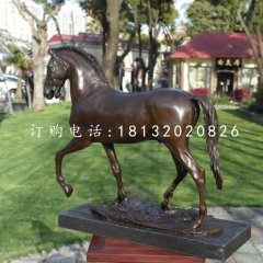 走路的馬銅雕，公園動(dòng)物銅雕