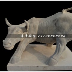 華爾街牛石雕，青石牛雕塑
