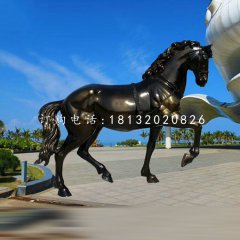 玻璃鋼奔馬雕塑，廣場動(dòng)物雕塑