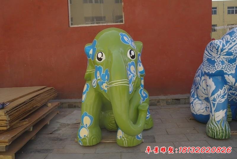 玻璃鋼彩色大象雕塑,公園玻璃鋼大象雕塑